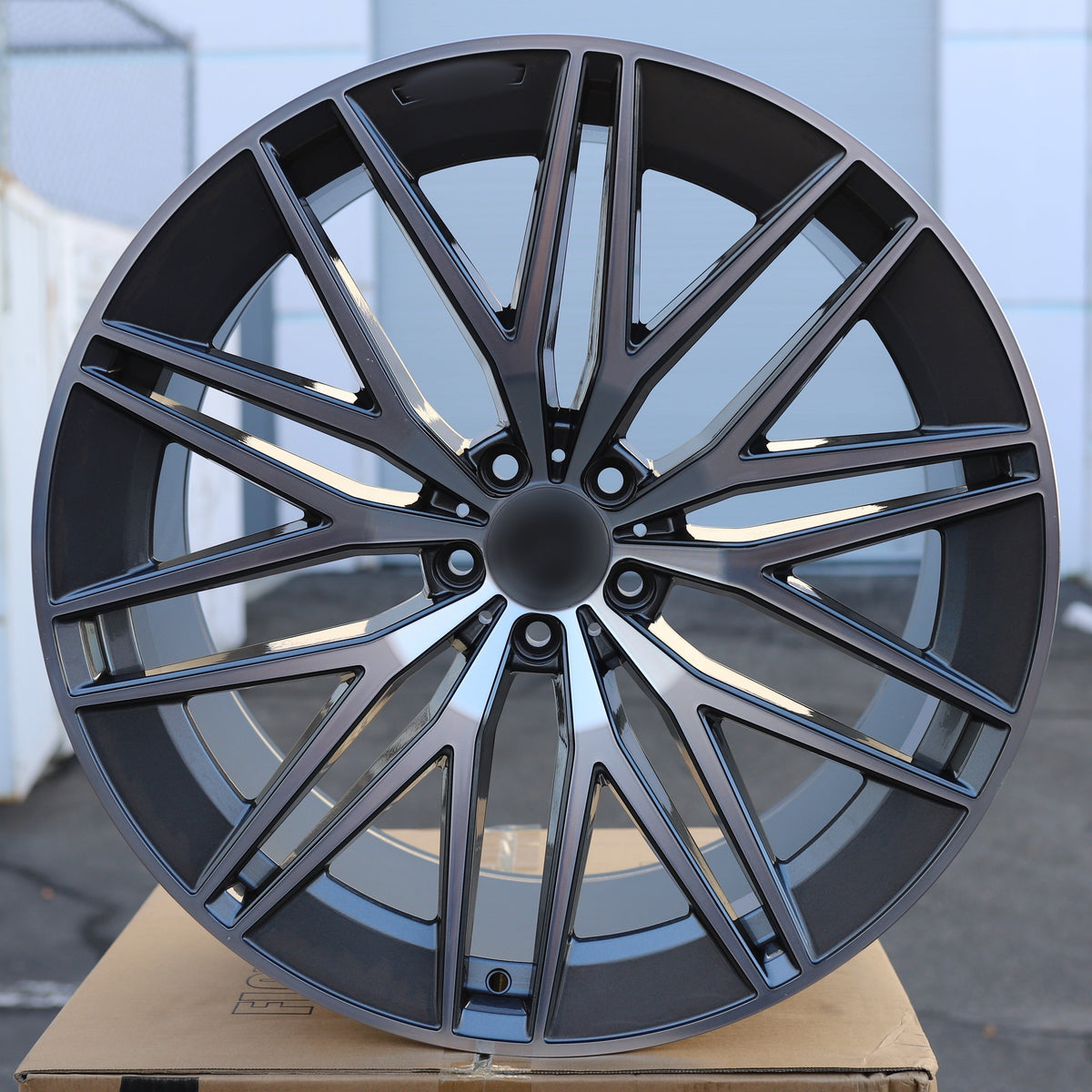 GLE AMG Multi-Spoke Style Wheels Grey Machine Face | MB25