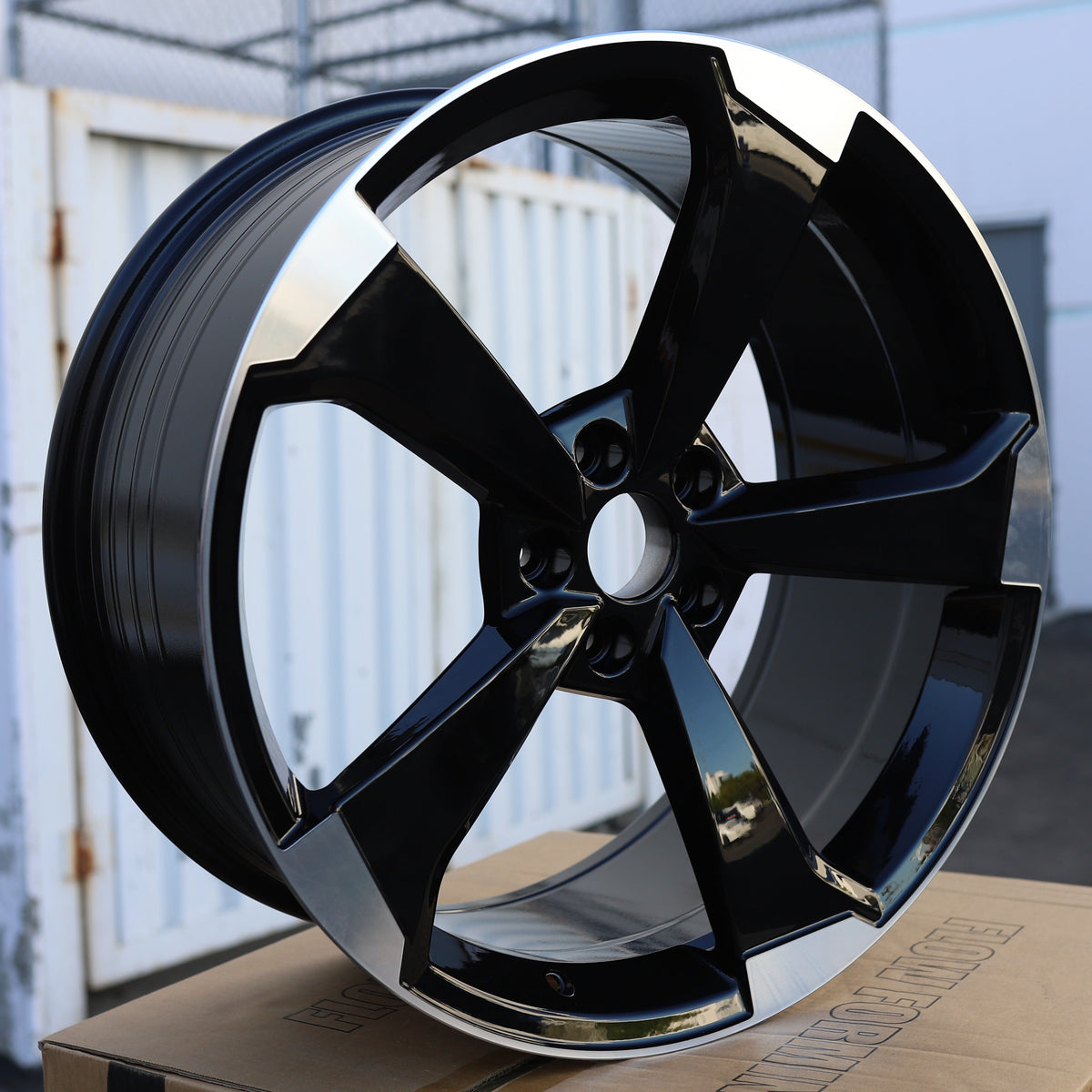 RS3 ROTOR Style Wheels Black Machine Face | AU02